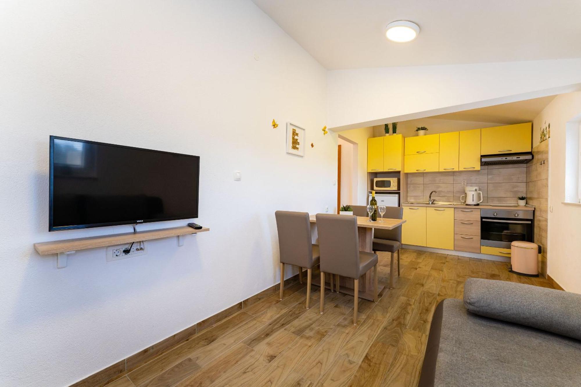 Apartments Nadica - Free Parking Nin Exterior photo