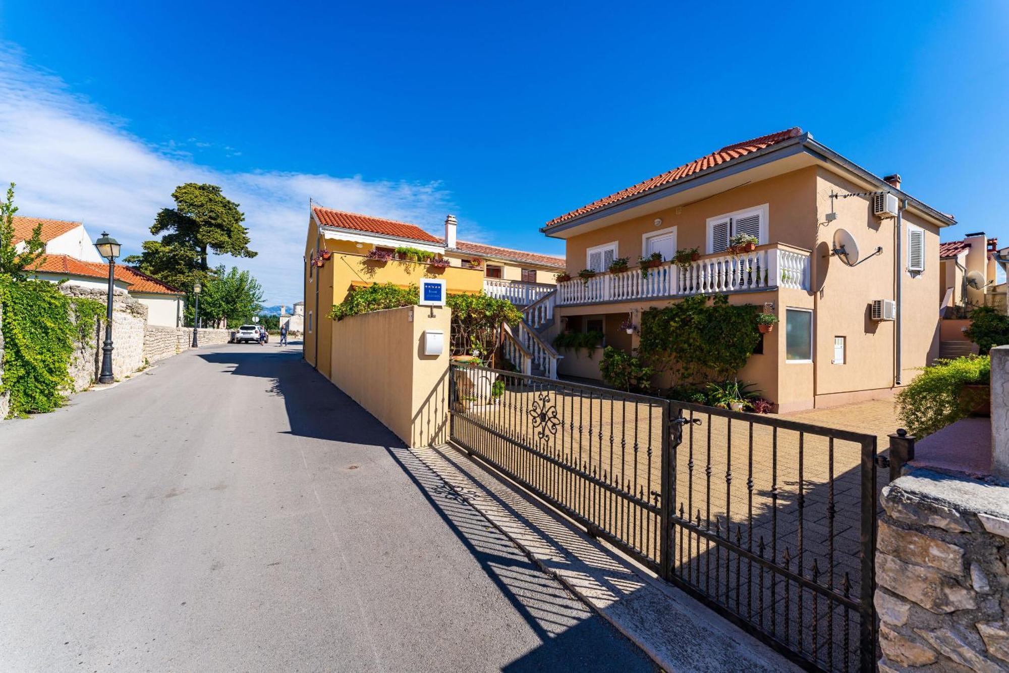 Apartments Nadica - Free Parking Nin Exterior photo